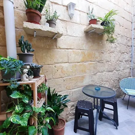 Bizzilla Lodging Mqabba