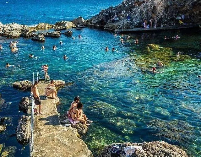 Bizzilla Lodging Mqabba